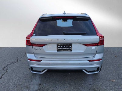 2024 Volvo XC60 Recharge Plug-In Hybrid Plus Dark Theme