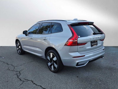2024 Volvo XC60 Recharge Plug-In Hybrid Plus Dark Theme