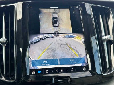 2024 Volvo XC60 Recharge Plug-In Hybrid Plus Dark Theme