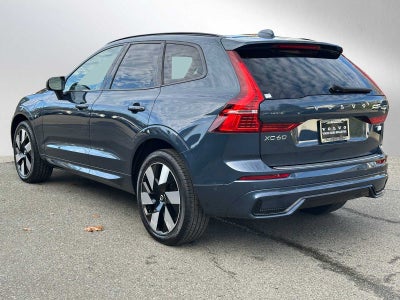 2024 Volvo XC60 Recharge Plug-In Hybrid Plus Dark Theme
