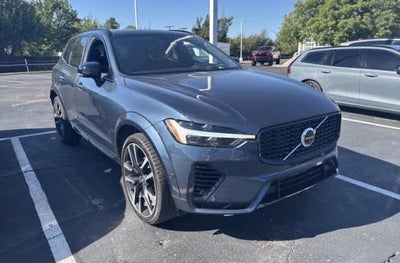 2024 Volvo XC60 Recharge Plug-In Hybrid Ultimate Dark Theme