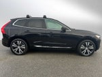 2023 Volvo XC60 Recharge Plug-In Hybrid Plus Bright Theme