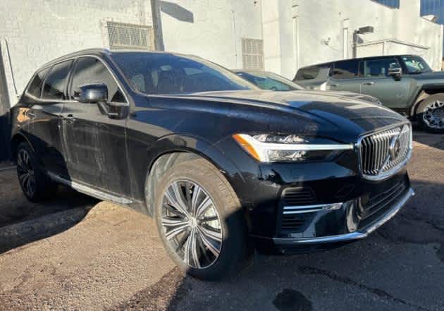 2023 Volvo XC60 Recharge Plug-In Hybrid Plus Bright Theme