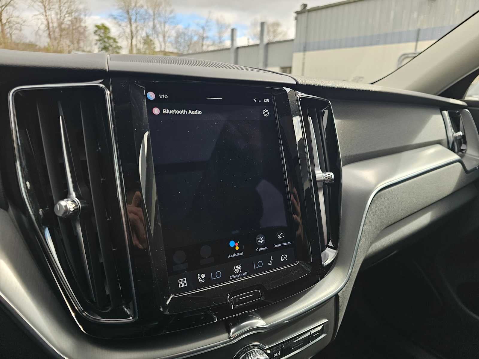 2023 Volvo XC60 Recharge Plug-In Hybrid Core Bright Theme