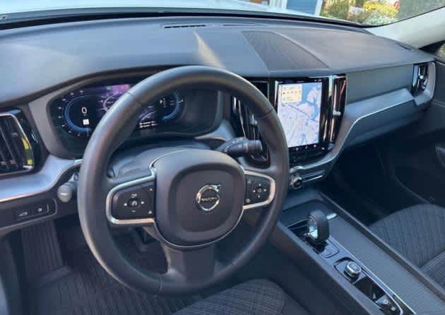 2023 Volvo XC60 Recharge Plug-In Hybrid Core Bright Theme