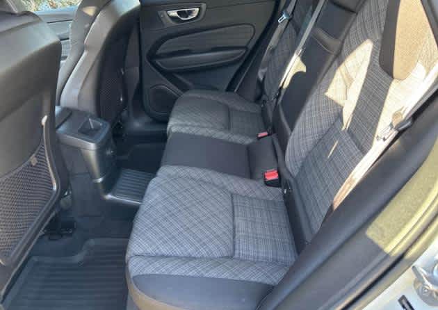 2023 Volvo XC60 Recharge Plug-In Hybrid Core Bright Theme