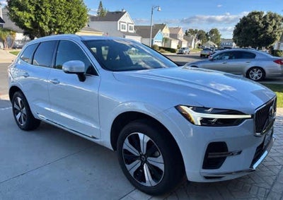 2023 Volvo XC60 Recharge Plug-In Hybrid Core Bright Theme