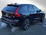 2023 Volvo XC60 Recharge Plug-In Hybrid Ultimate Dark Theme
