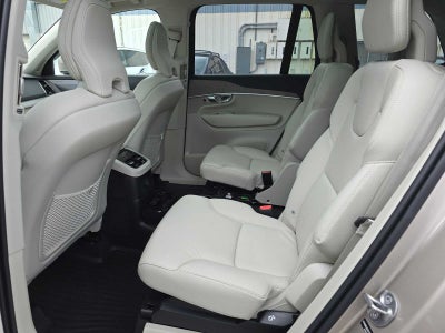 2025 Volvo XC90 Plug-In Hybrid Plus