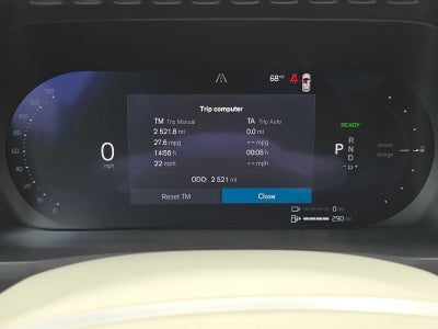 2025 Volvo XC90 Plug-In Hybrid Plus