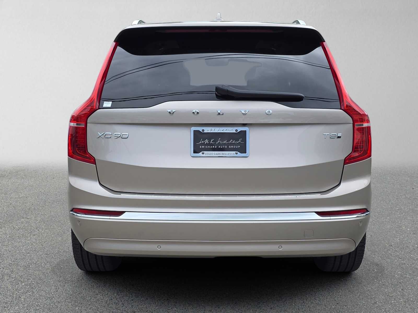 2025 Volvo XC90 Plug-In Hybrid Plus
