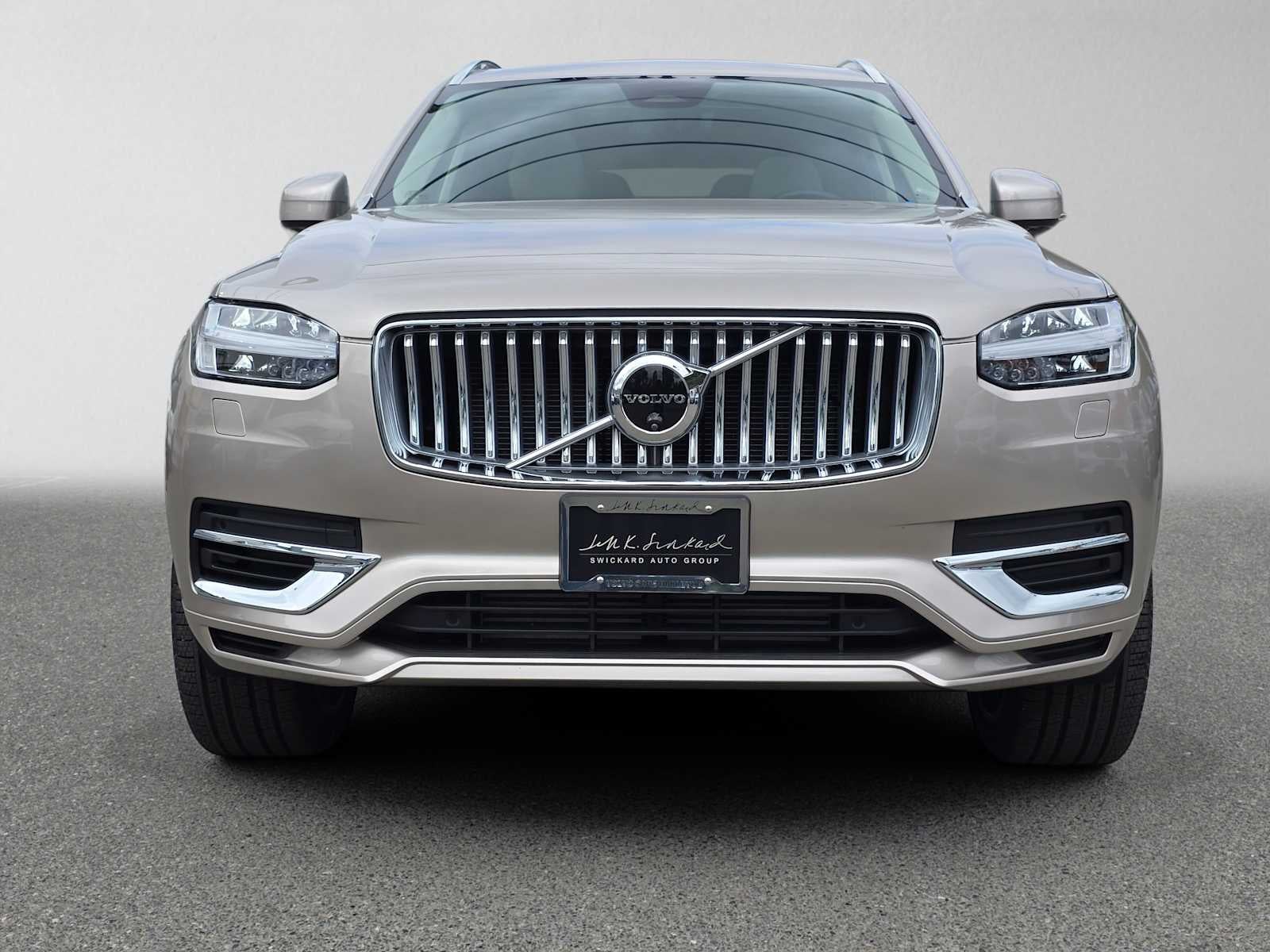 2025 Volvo XC90 Plug-In Hybrid Plus
