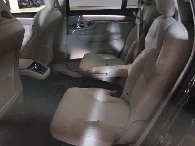 2025 Volvo XC90 Plug-In Hybrid Ultra