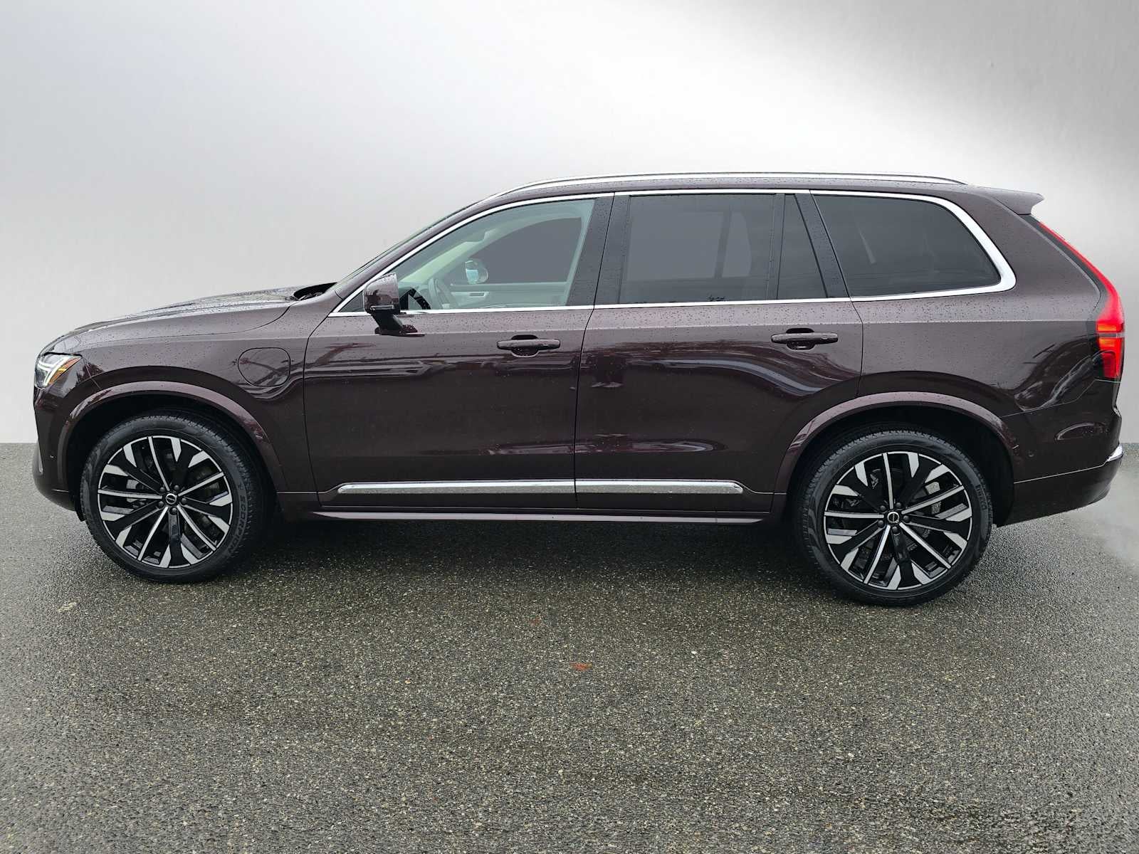 2025 Volvo XC90 Plug-In Hybrid Ultra