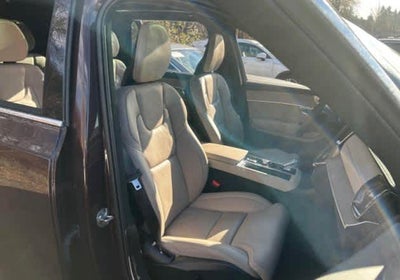 2025 Volvo XC90 Plug-In Hybrid Ultra