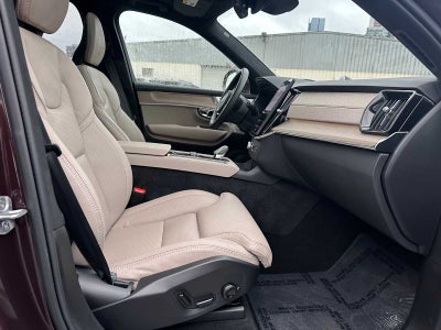 2025 Volvo XC90 Plug-In Hybrid Ultra