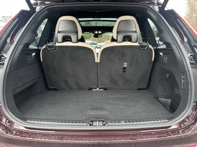 2025 Volvo XC90 Plug-In Hybrid Ultra