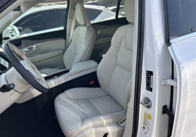 2024 Volvo XC90 Recharge Plug-In Hybrid Plus