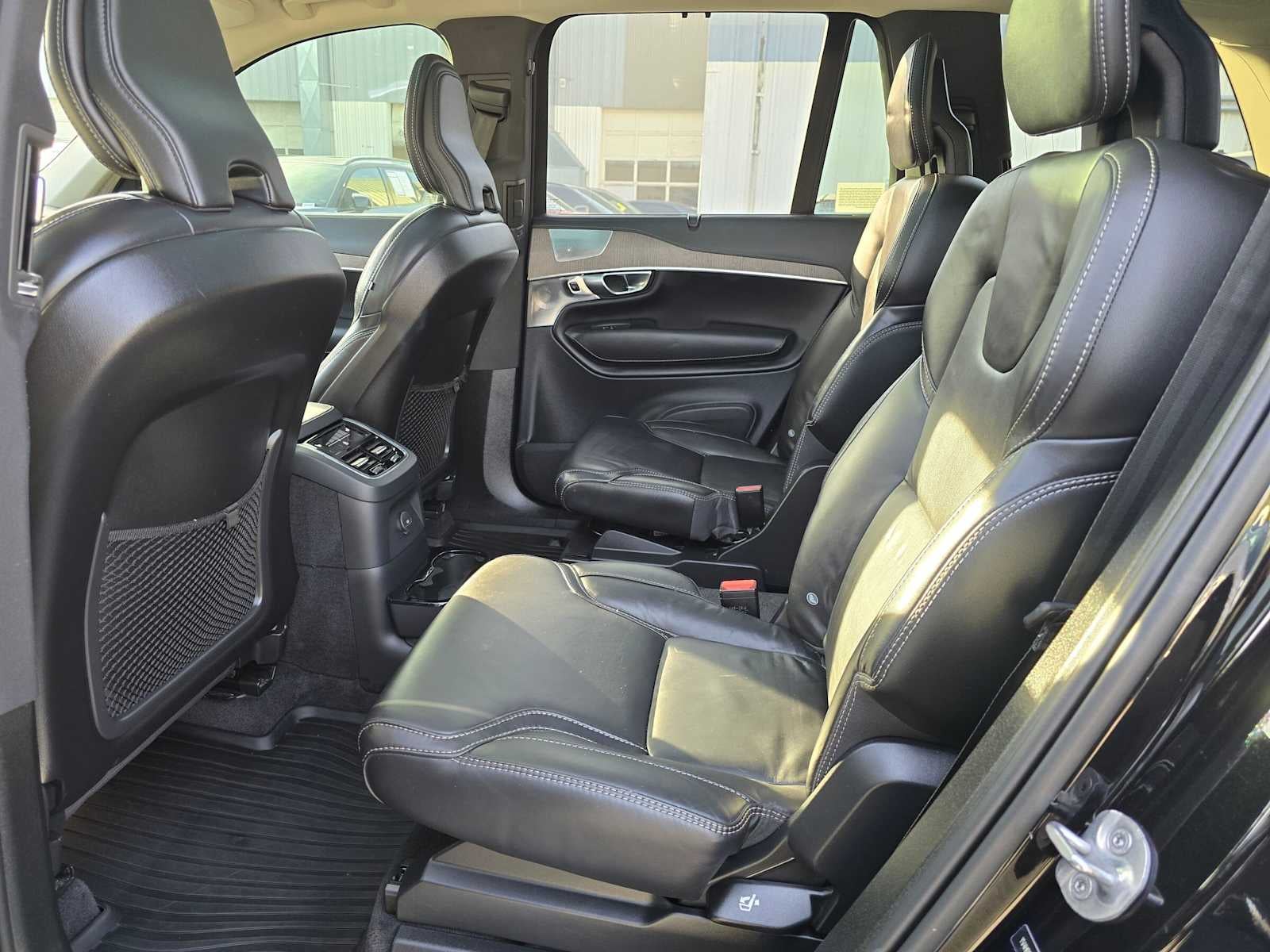 2024 Volvo XC90 Recharge Plug-In Hybrid Ultimate