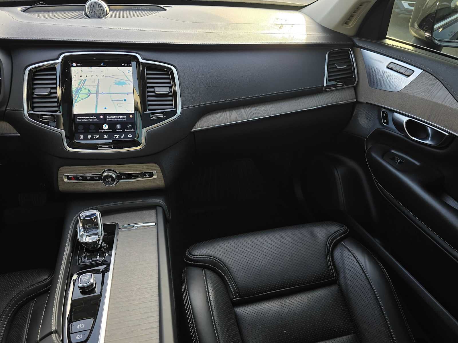 2024 Volvo XC90 Recharge Plug-In Hybrid Ultimate