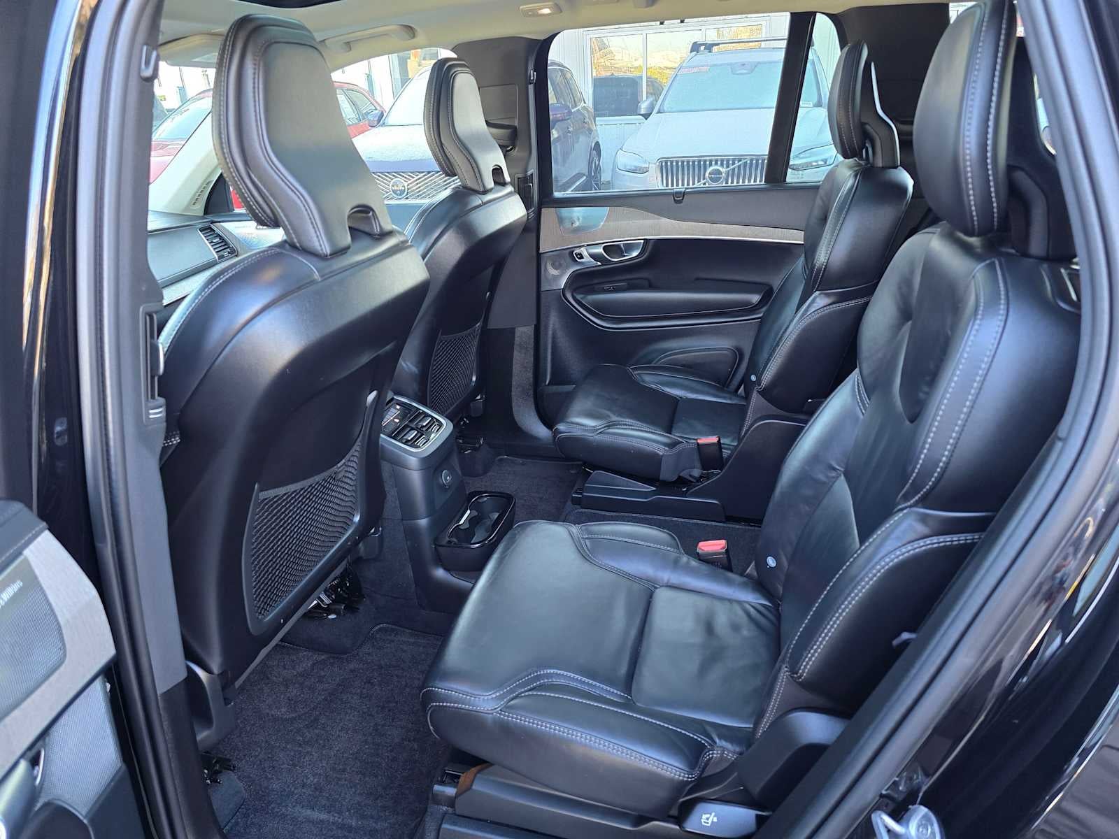 2024 Volvo XC90 Recharge Plug-In Hybrid Ultimate