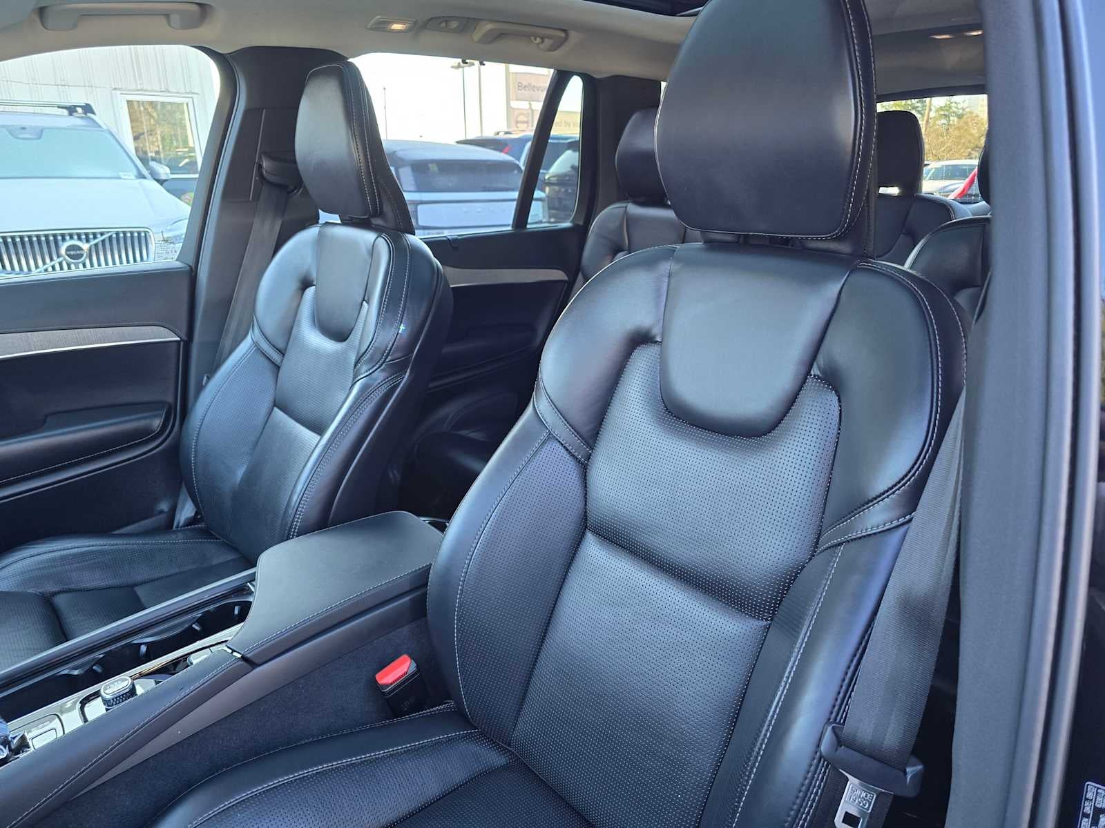 2024 Volvo XC90 Recharge Plug-In Hybrid Ultimate