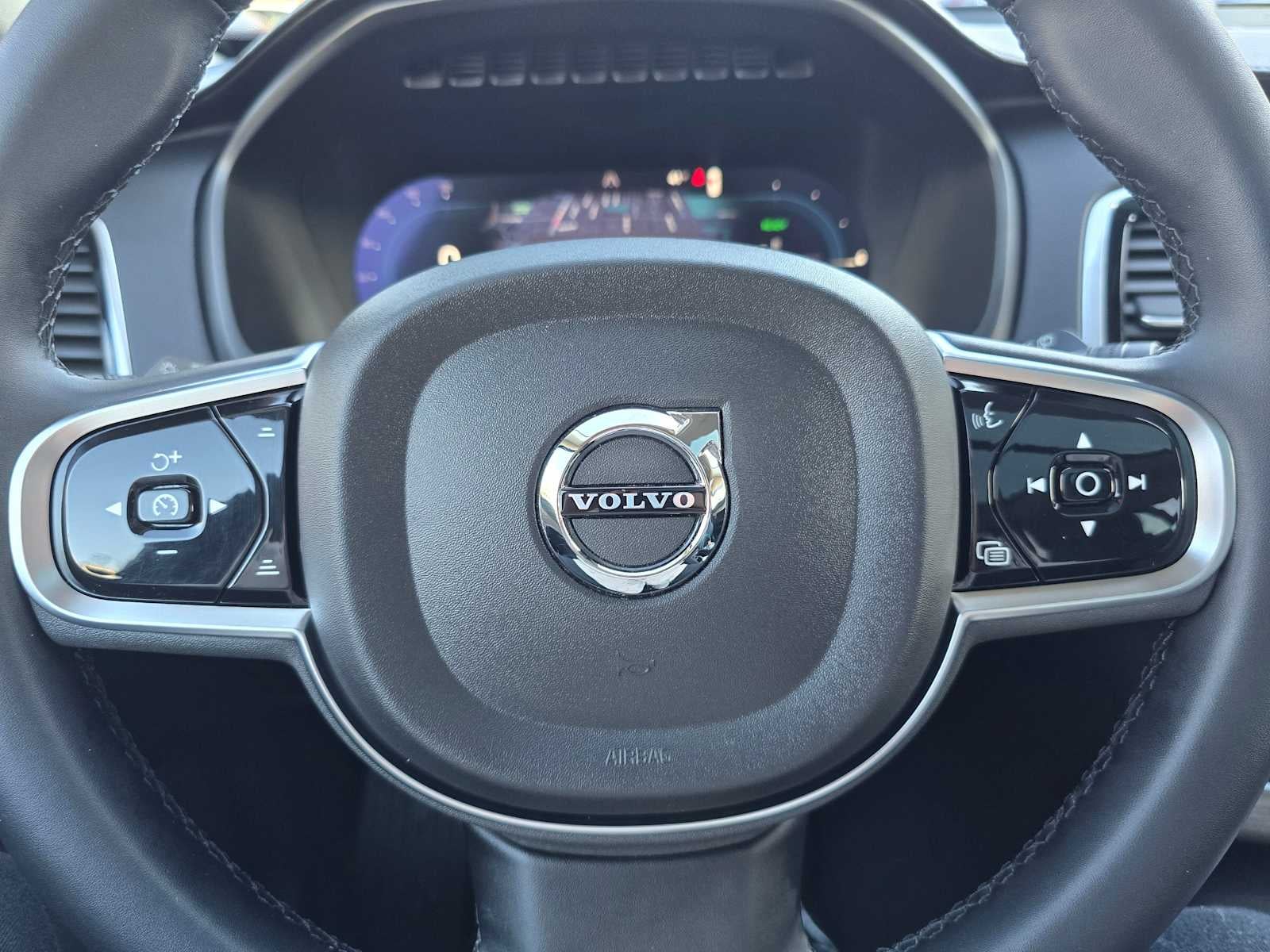 2024 Volvo XC90 Recharge Plug-In Hybrid Ultimate