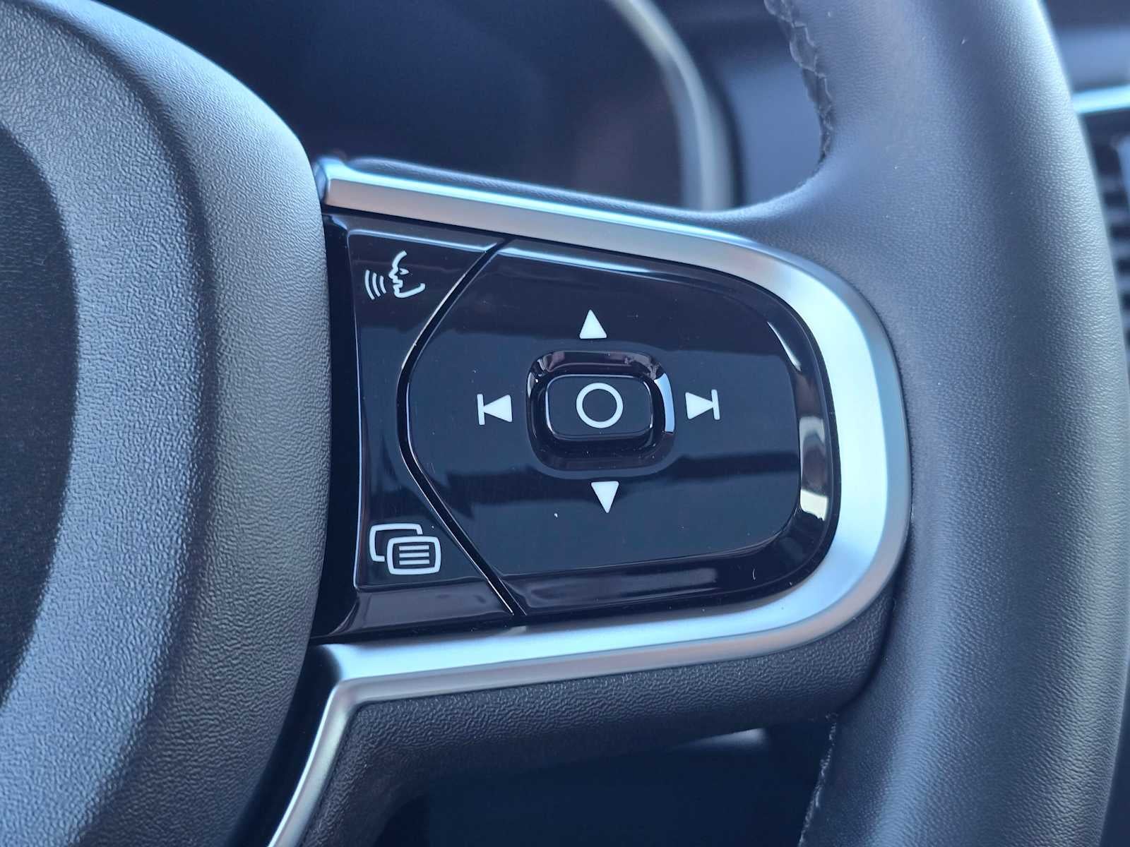 2024 Volvo XC90 Recharge Plug-In Hybrid Ultimate