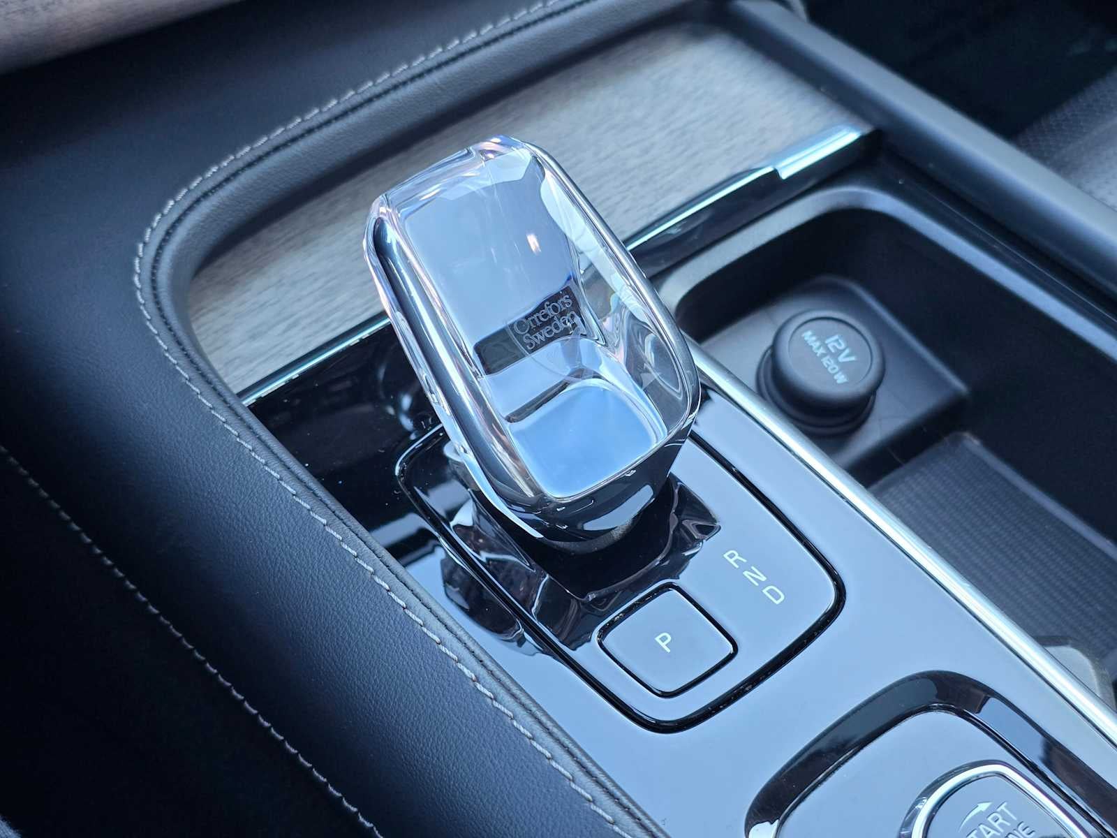 2024 Volvo XC90 Recharge Plug-In Hybrid Ultimate