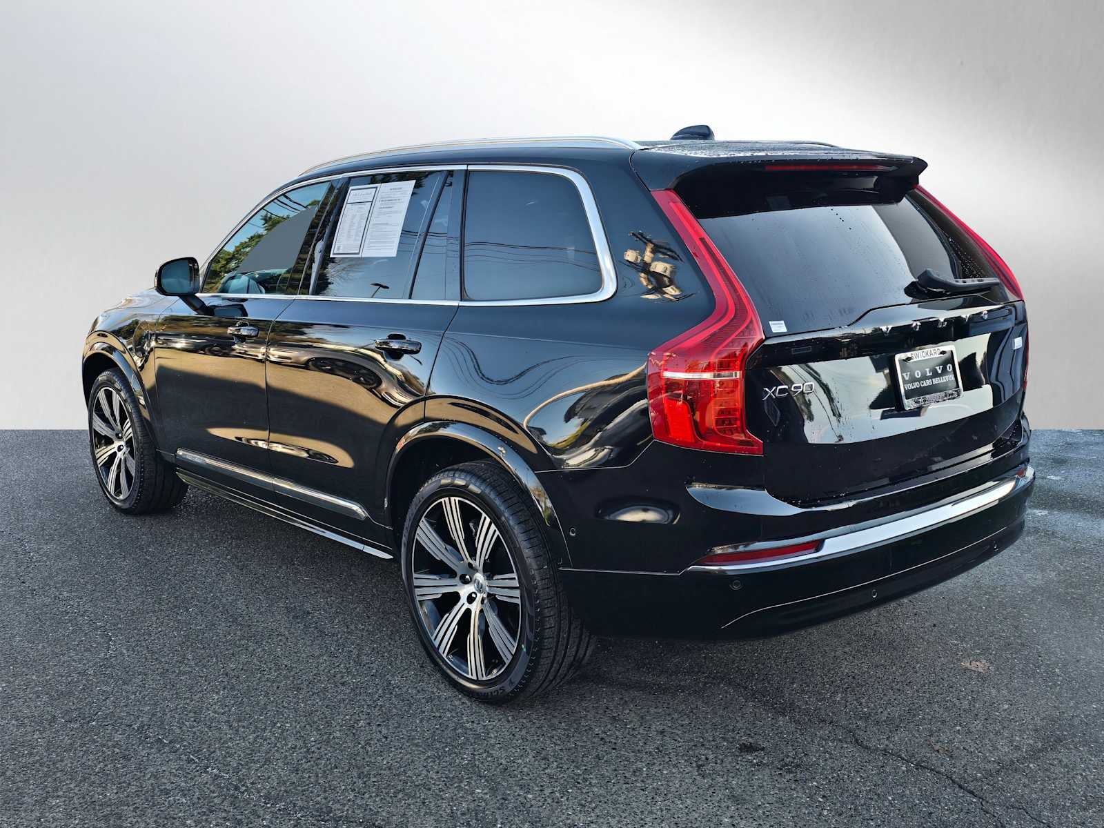 2024 Volvo XC90 Recharge Plug-In Hybrid Ultimate