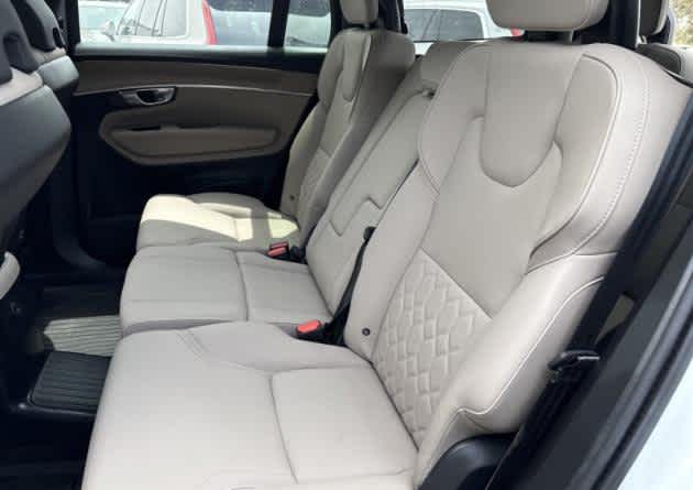 2025 Volvo XC90 Plug-In Hybrid Plus