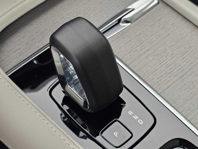 2025 Volvo XC90 Plug-In Hybrid Plus