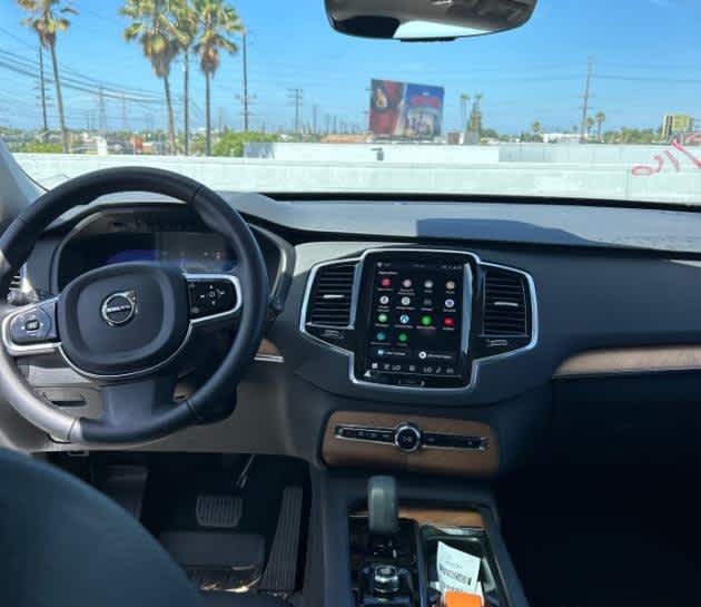 2025 Volvo XC90 Plug-In Hybrid Plus