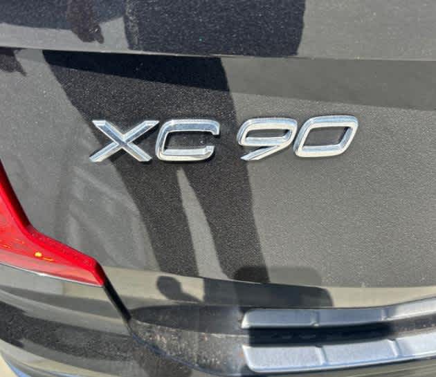 2025 Volvo XC90 Plug-In Hybrid Plus
