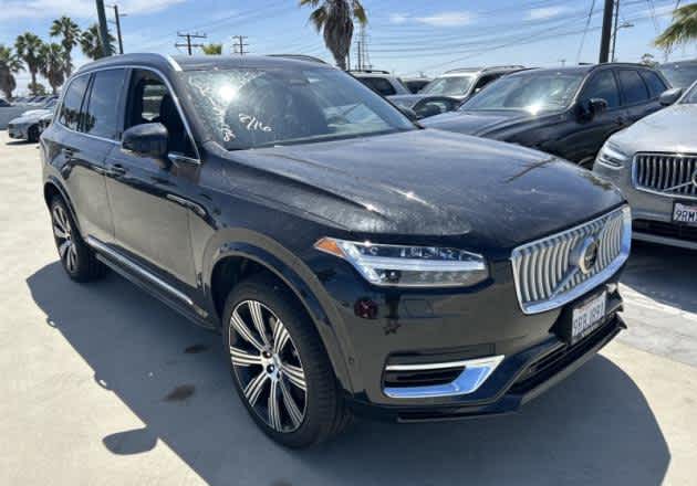 2025 Volvo XC90 Plug-In Hybrid Plus