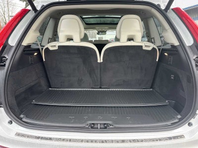 2025 Volvo XC90 Plug-In Hybrid Plus