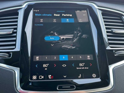 2025 Volvo XC90 Plug-In Hybrid Plus