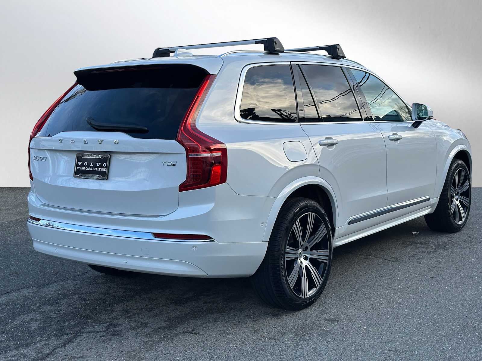 2025 Volvo XC90 Plug-In Hybrid Plus