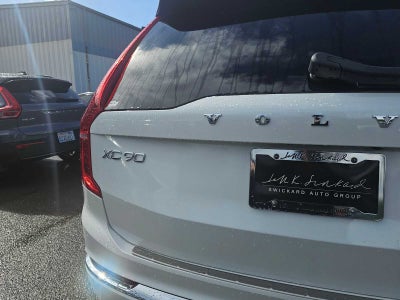 2025 Volvo XC90 Plug-In Hybrid Plus