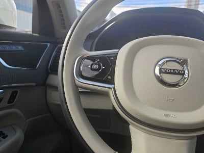 2025 Volvo XC90 Plug-In Hybrid Plus