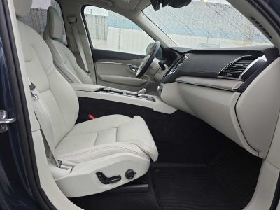 2025 Volvo XC90 Plug-In Hybrid Ultra