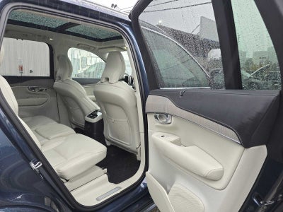 2025 Volvo XC90 Plug-In Hybrid Ultra