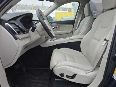 2025 Volvo XC90 Plug-In Hybrid Ultra