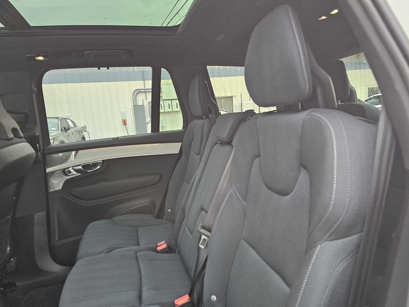 2025 Volvo XC90 Plug-In Hybrid Ultra