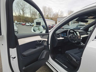 2025 Volvo XC90 Plug-In Hybrid Ultra