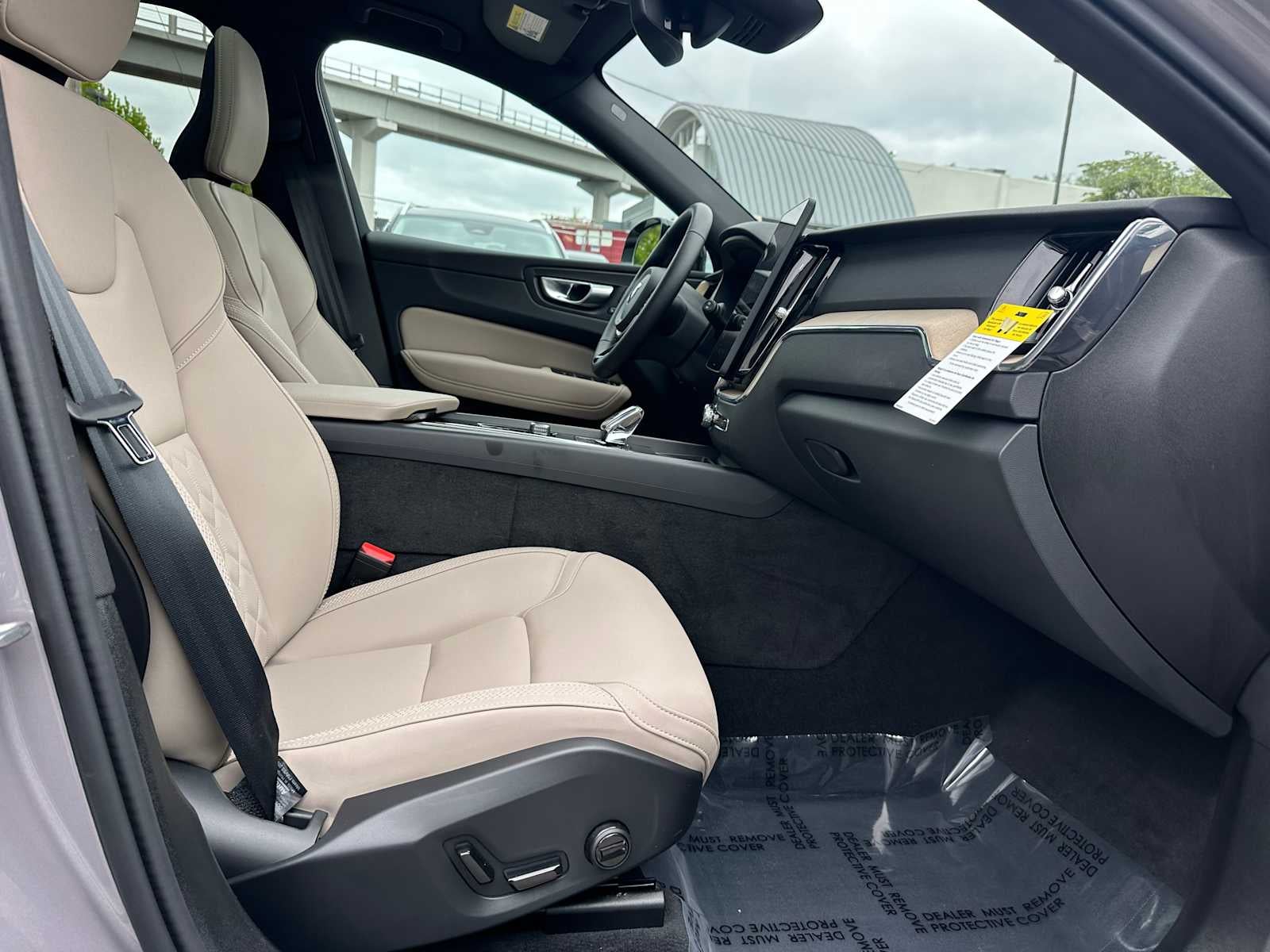 2026 Volvo XC60 Plug-In Hybrid Core