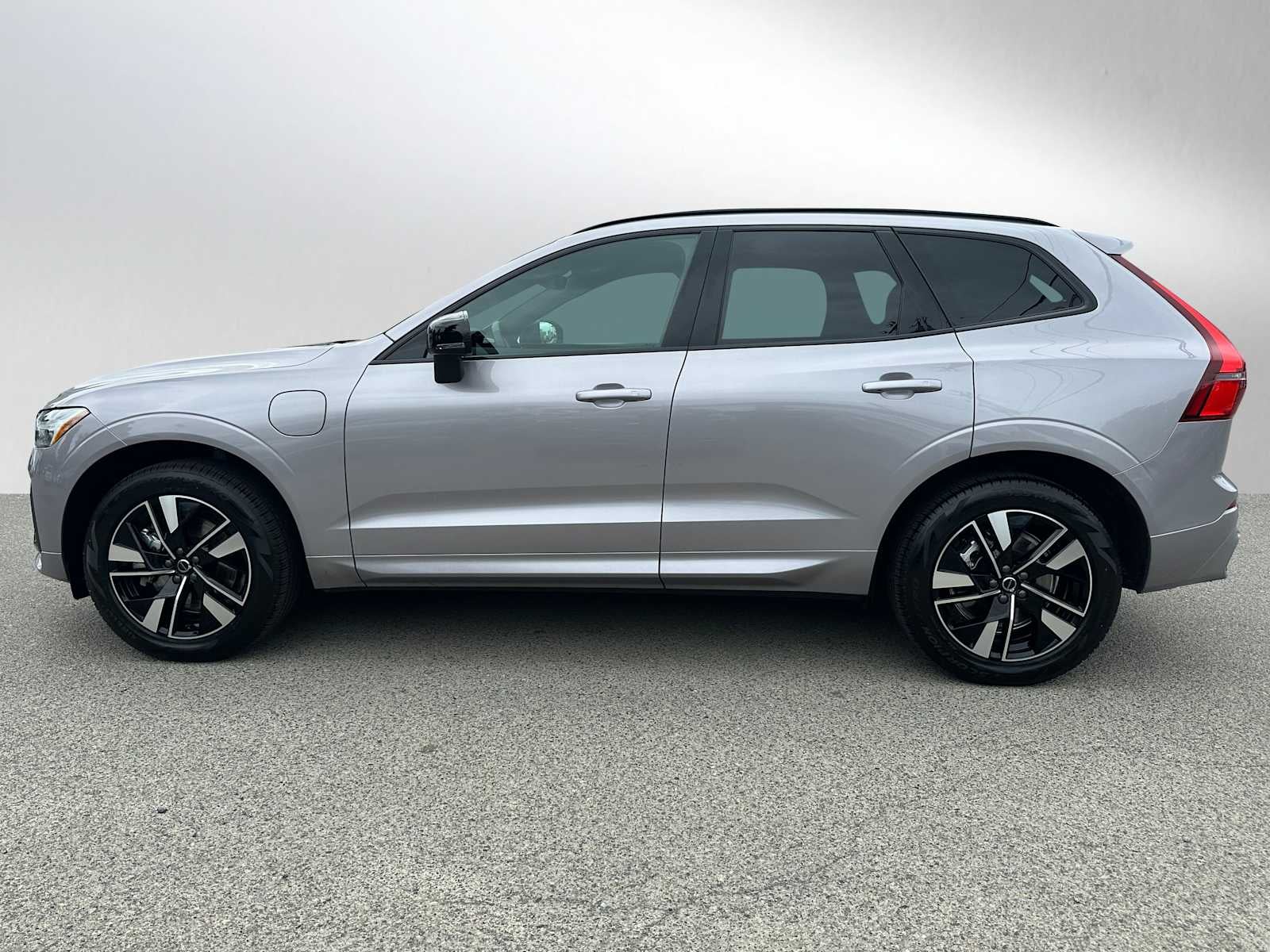 2026 Volvo XC60 Plug-In Hybrid Core