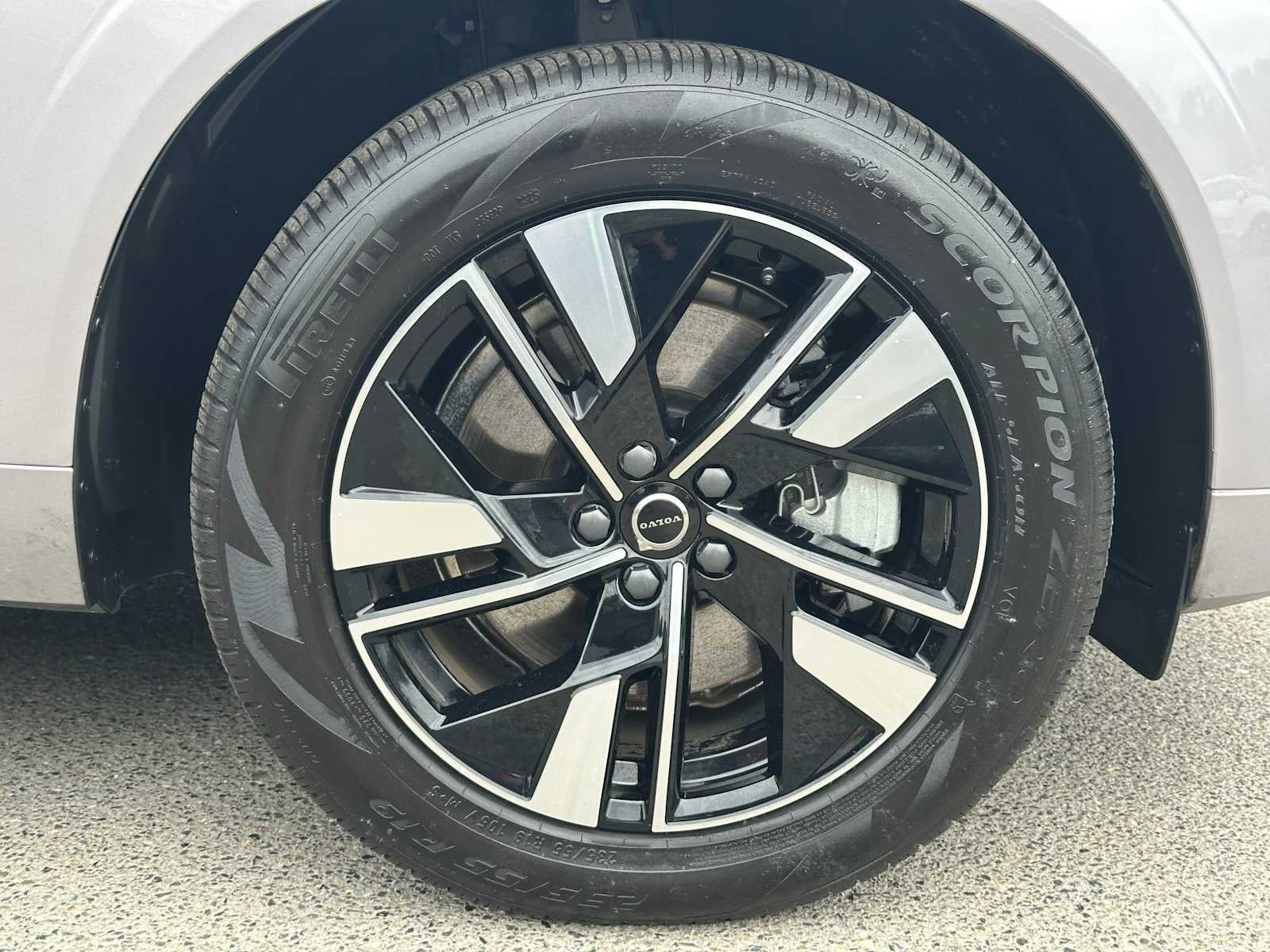 2026 Volvo XC60 Plug-In Hybrid Core