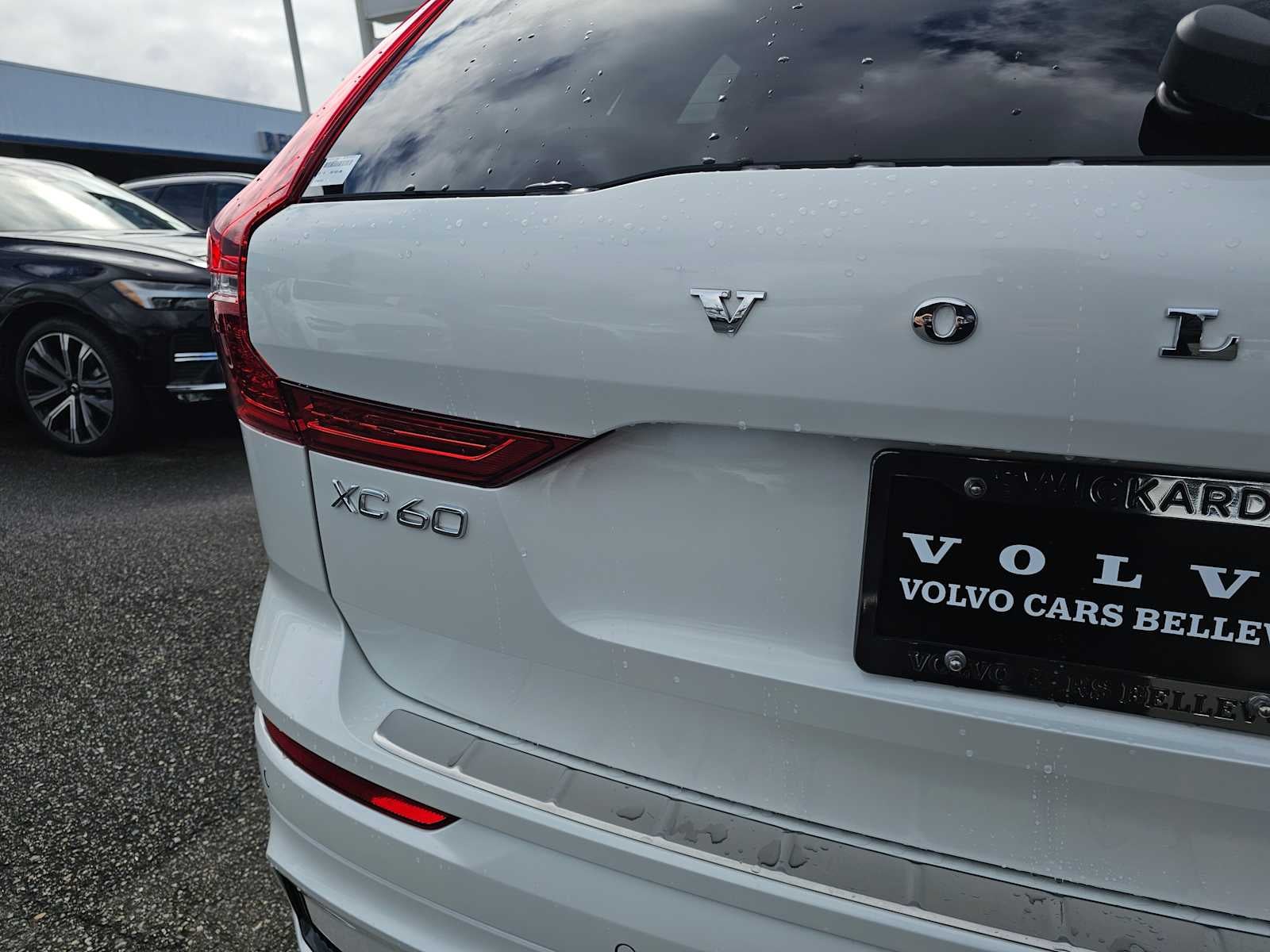 2025 Volvo XC60 Plug-In Hybrid Plus