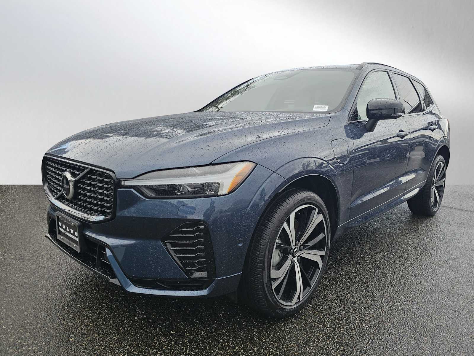 2025 Volvo XC60 Plug-In Hybrid Ultra